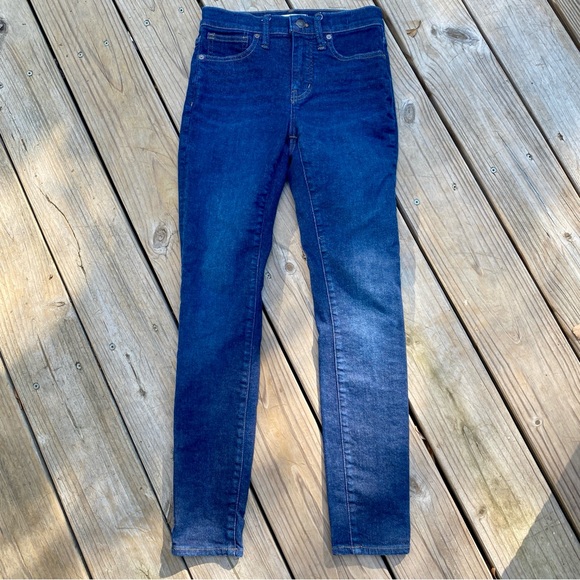Madewell 9” Mid-Rise Skinny Jean in Orland Wash Dark Navy Blue Size 24 - Picture 2 of 8